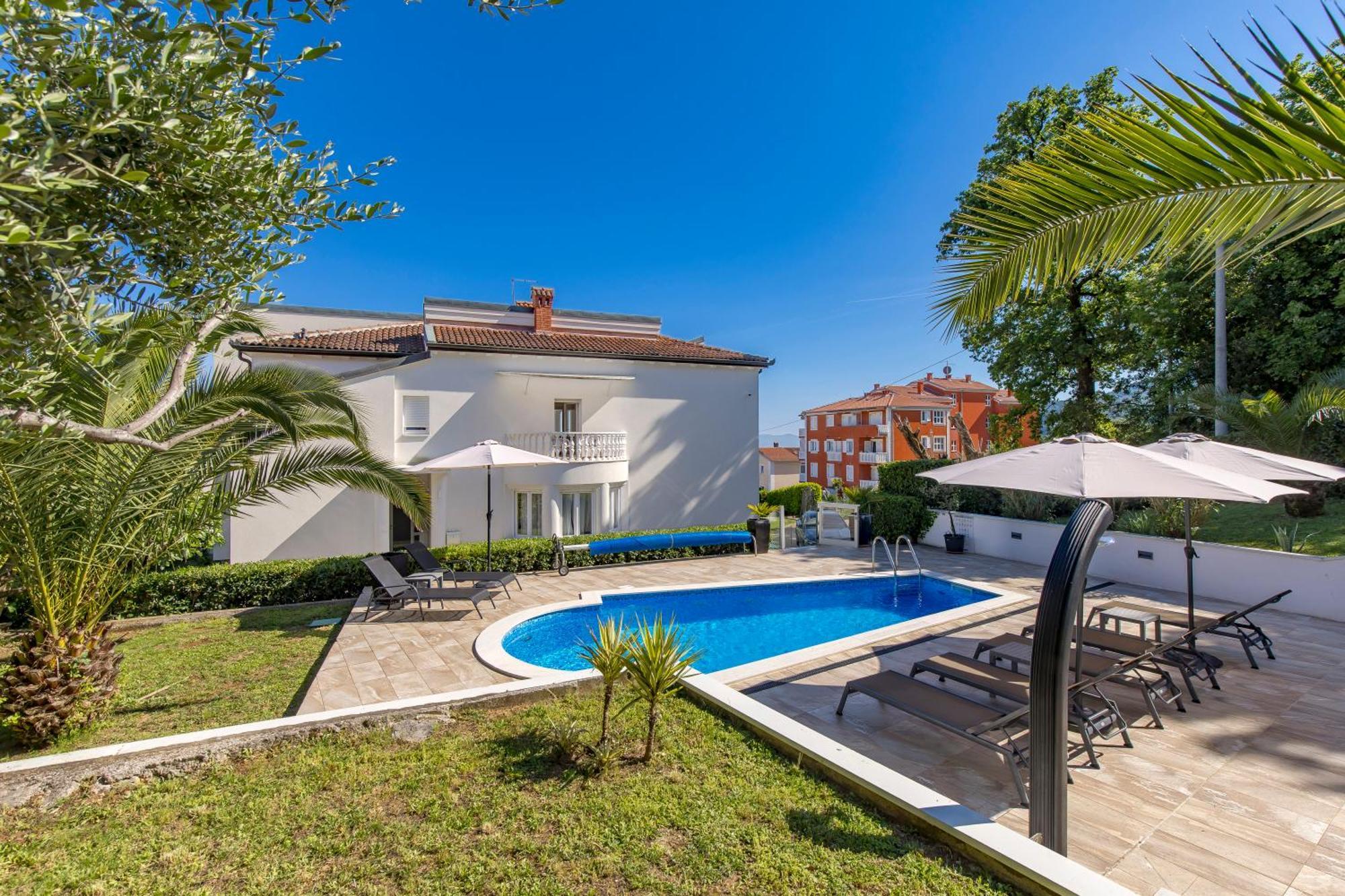 Villa Garden Apartment With Pool Опатія Екстер'єр фото