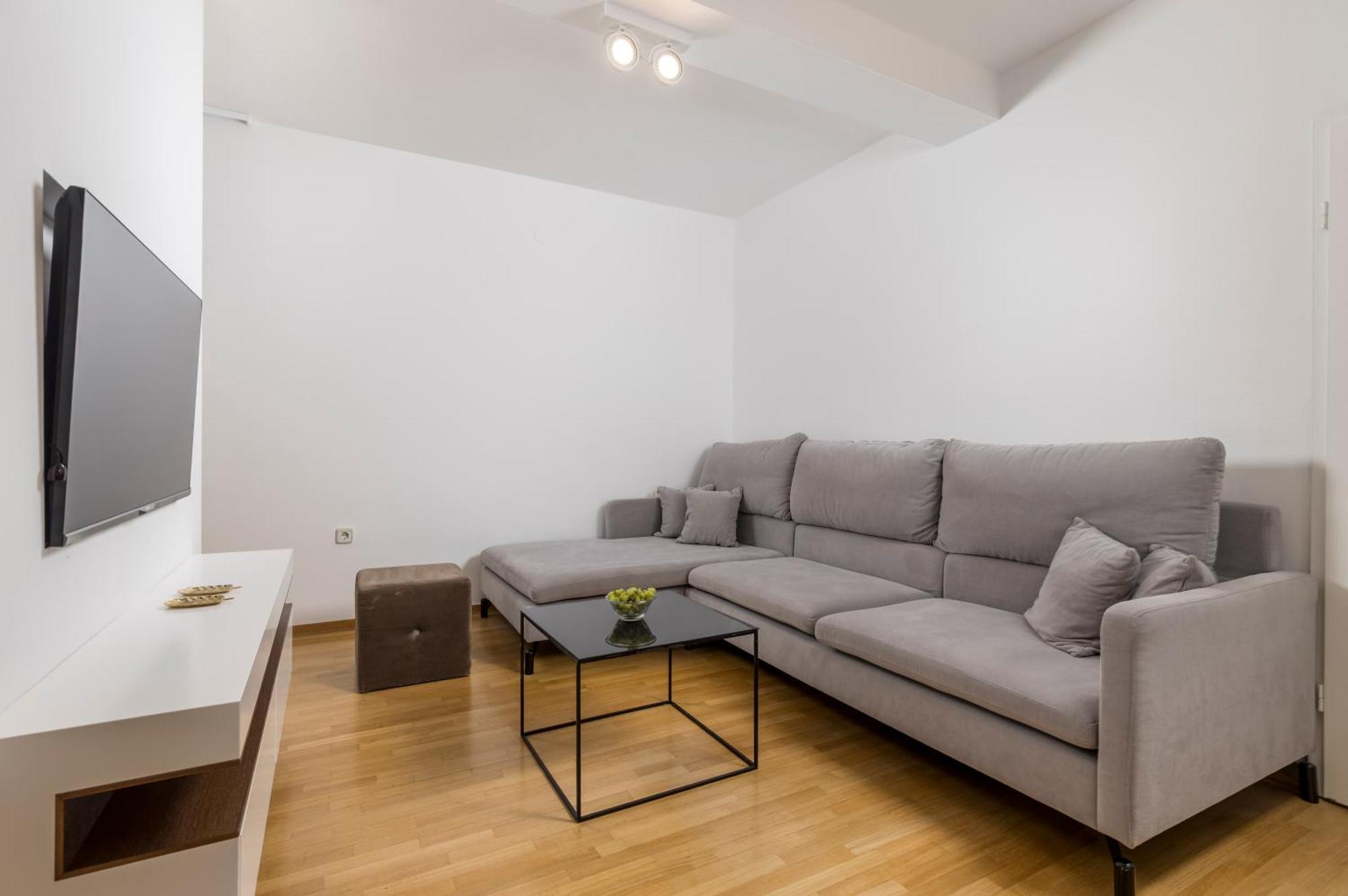 Villa Garden Apartment With Pool Опатія Екстер'єр фото